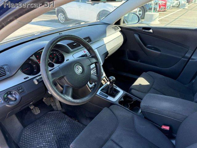 VOLKSWAGEN Passat Variant Passat VI 2005 Variant 2.0 tdi Business DK924ZT