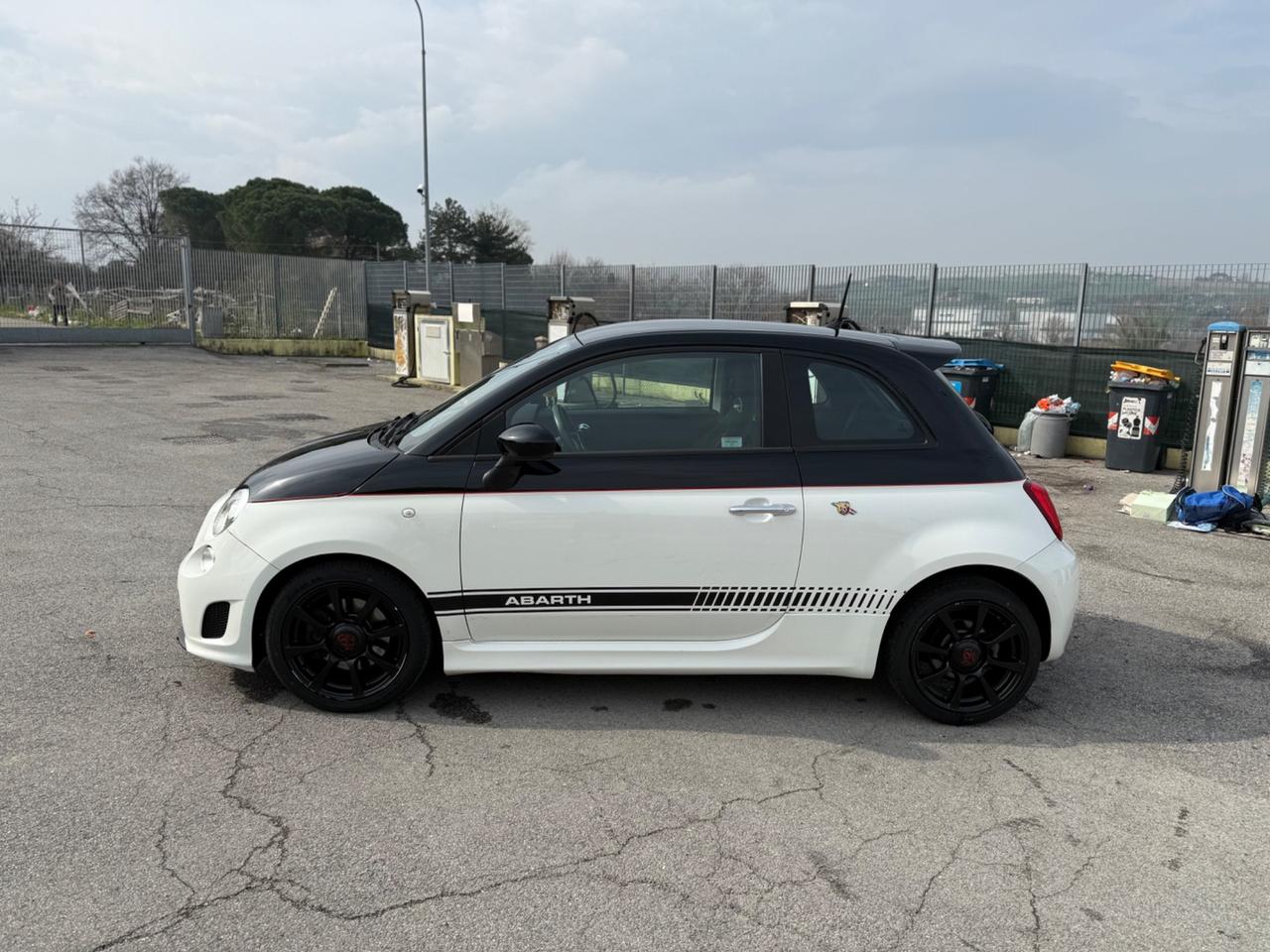 Abarth 500 1.4 Turbo T-Jet Custom