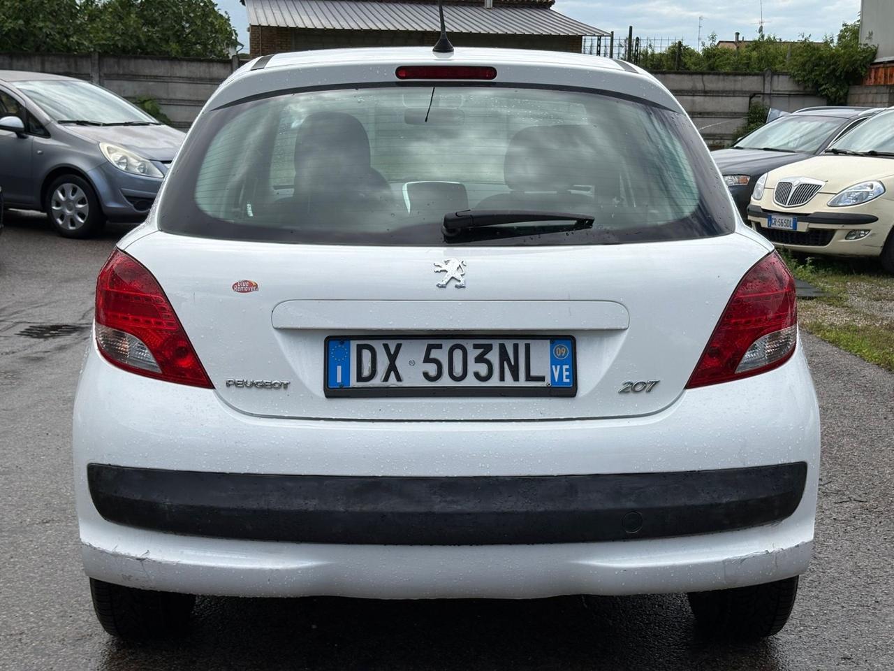 Peugeot 207 1.4 8V 75CV 5p. X Line ECO GPL
