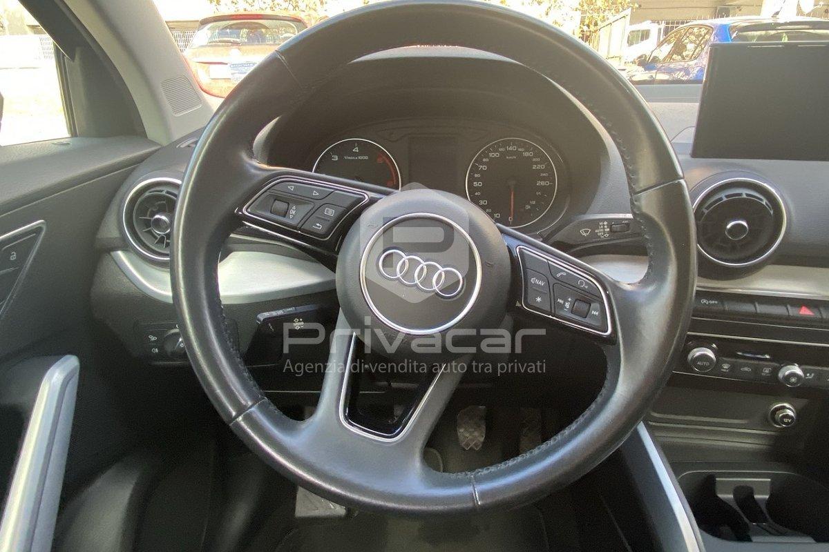 AUDI Q2 1.6 TDI S line Edition