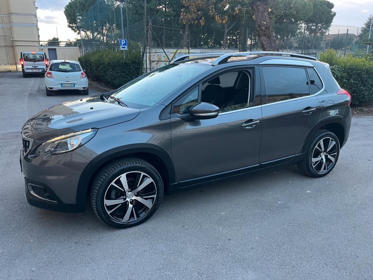 Peugeot 2008 1.5 HDi Full Optional Km 109.00