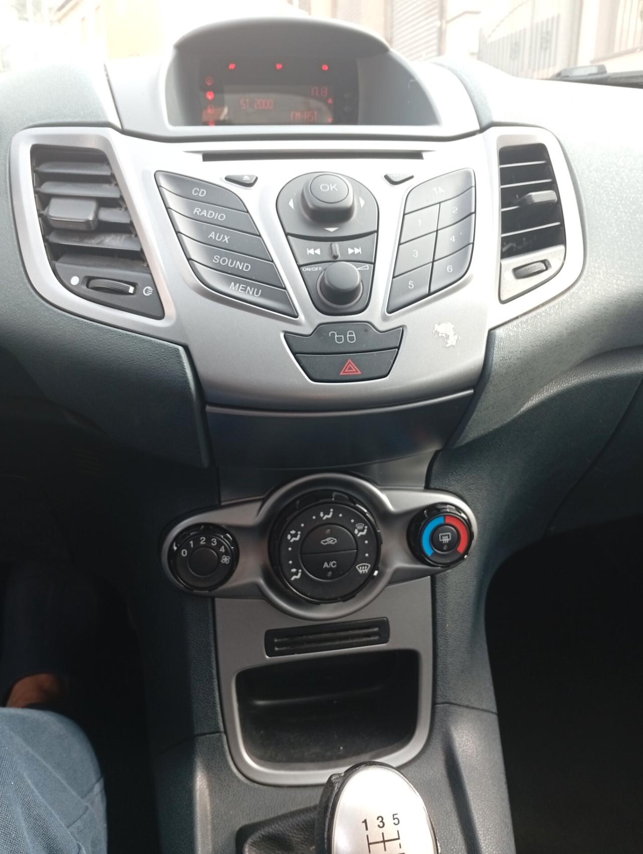 Ford Fiesta 1.2 16V 3p. Ghia