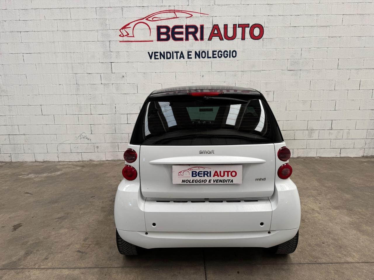 Smart ForTwo allestimento MHD coupé pure