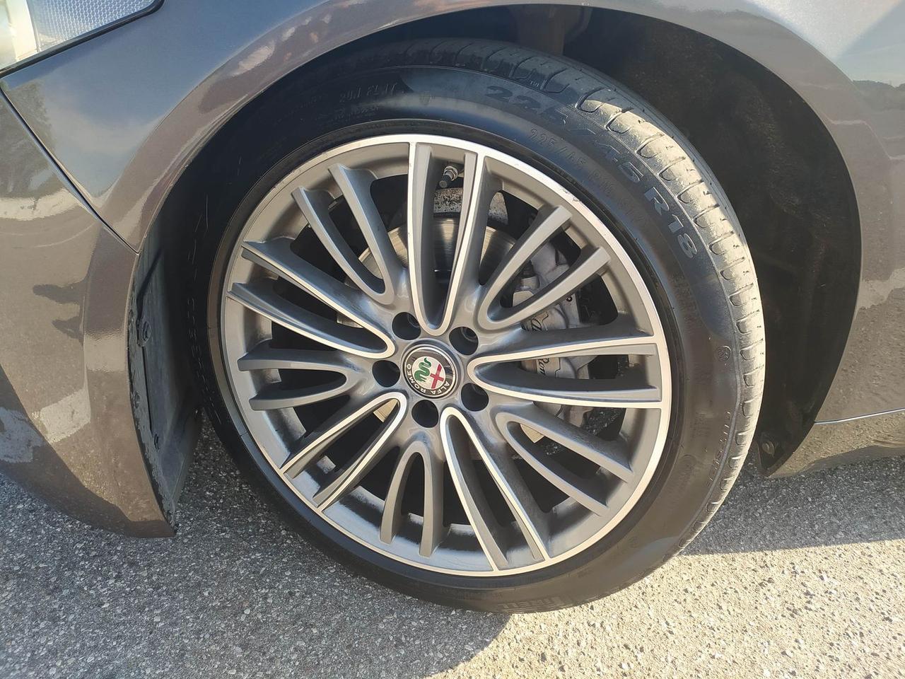 Alfa Romeo Giulia Business Launch Edition 2 #11365