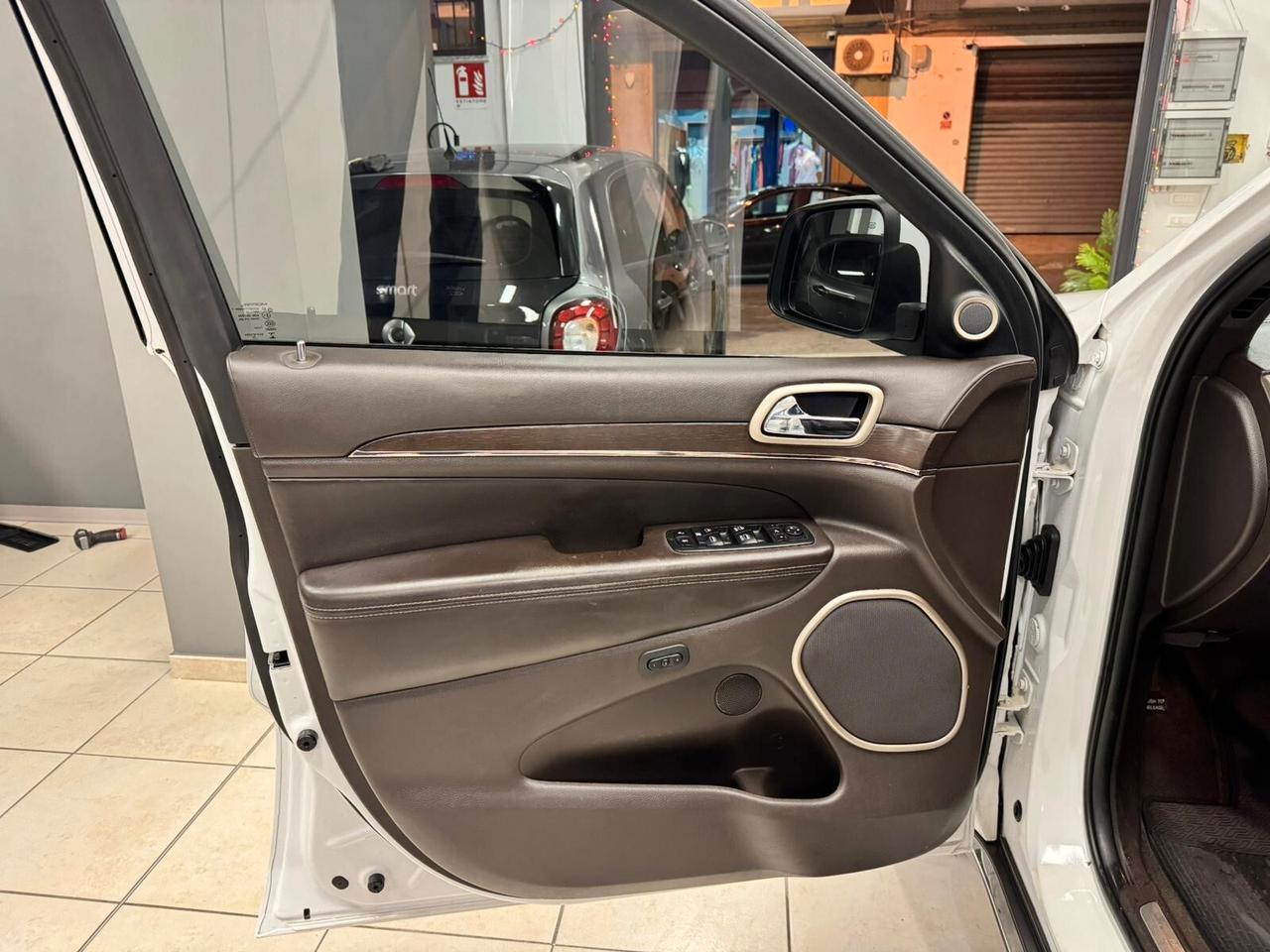 Jeep Grand Cherokee 3.0 V6 CRD 250 CV Multijet II Summit