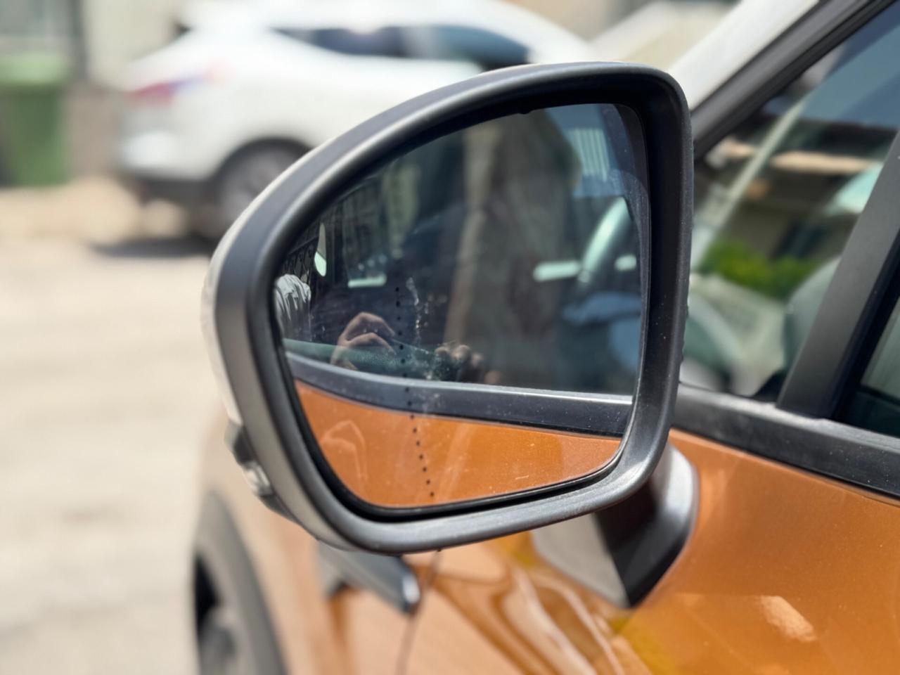 Renault Captur TCe 100 CV Intens