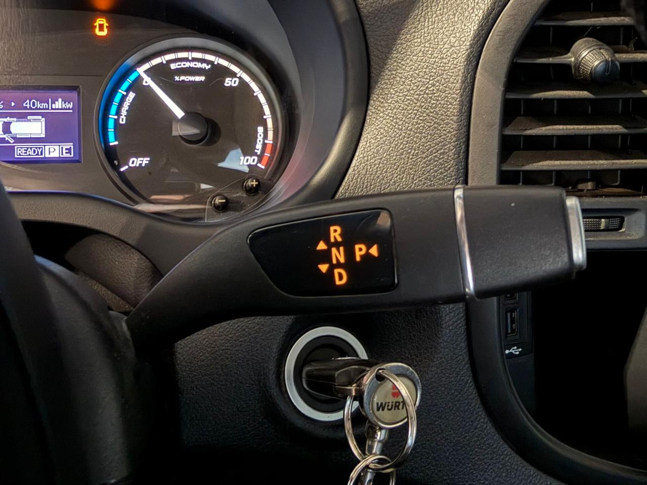 MERCEDES EVITO LONG ELETTRICO