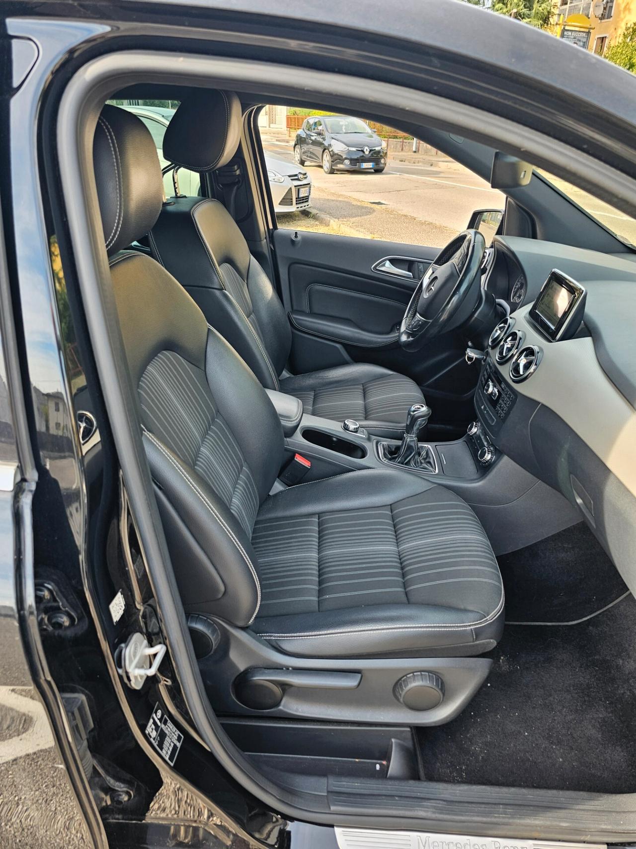 Mercedes-benz B 150 180 CDI Premium
