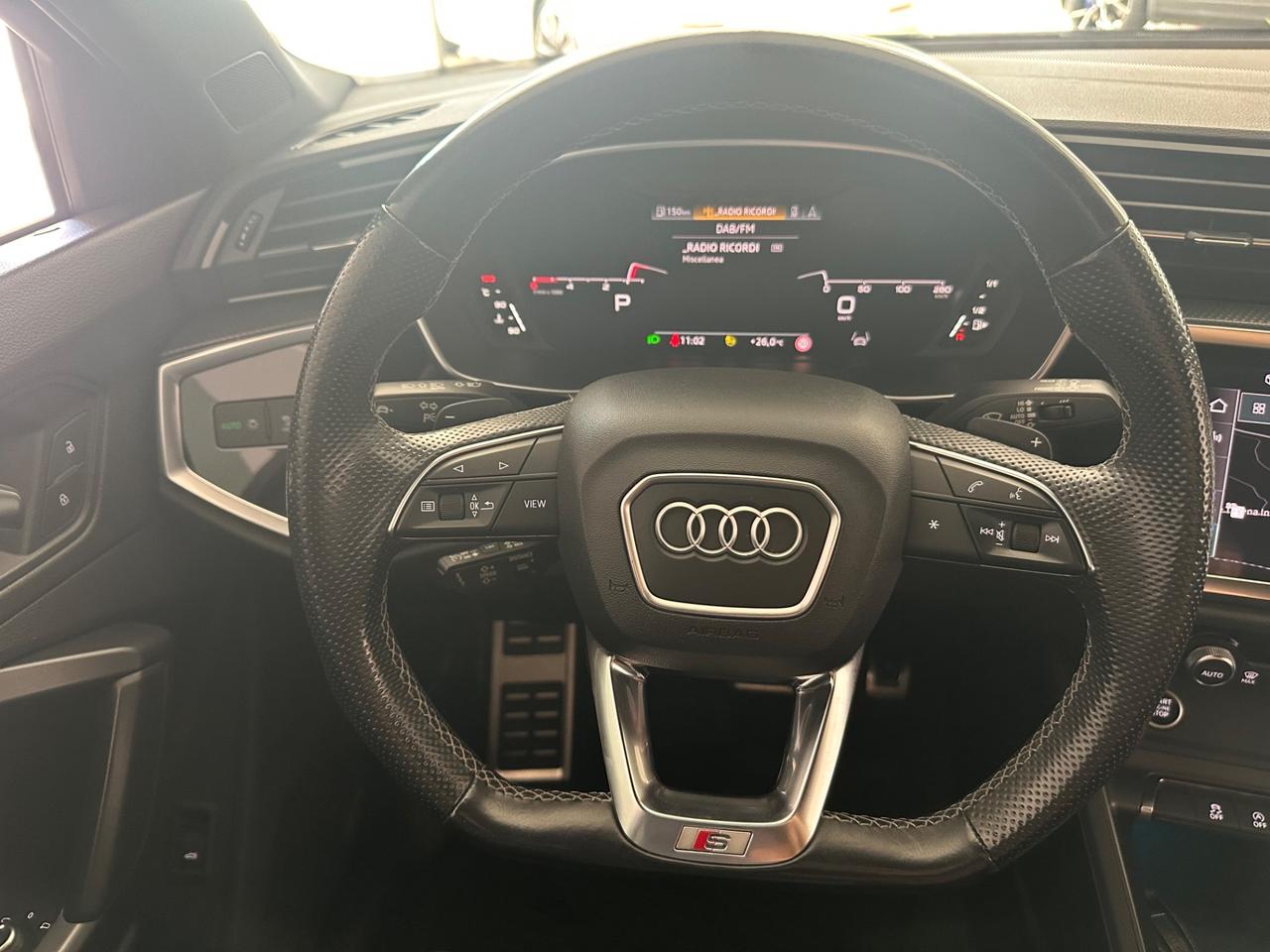 Audi Q3 35 TDI S tronic line edition