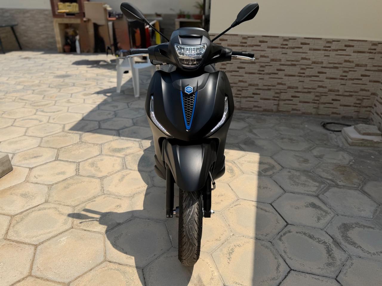 Piaggio Beverly 300 i.e. 320 hp s