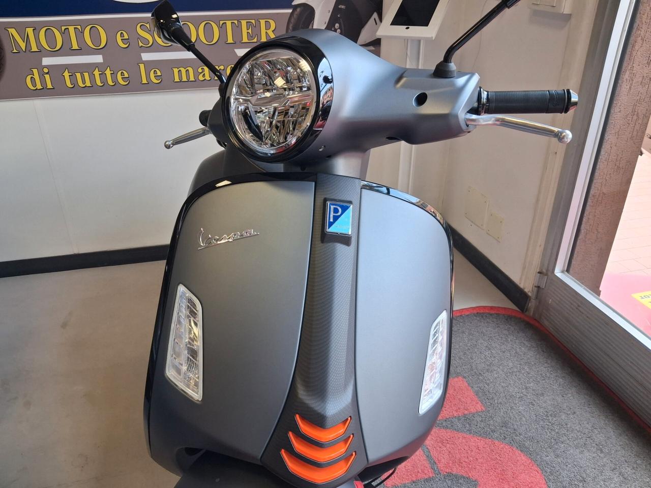 Vespa GTS 300 hpe SUPER TECH
