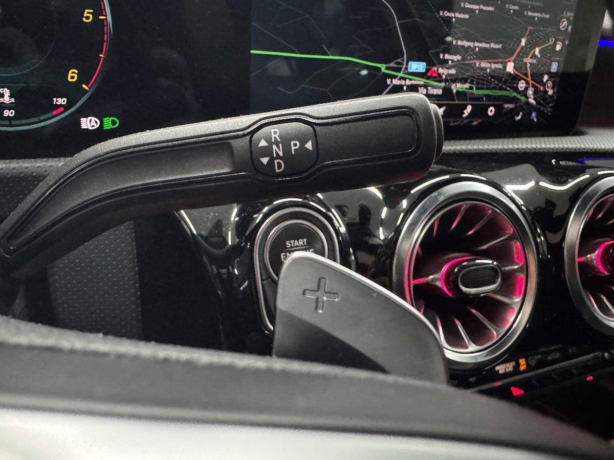 MERCEDES A 180 d Automatic Premium AMG TETTO/ LUCI/ BURMESTER/ MEMORIE