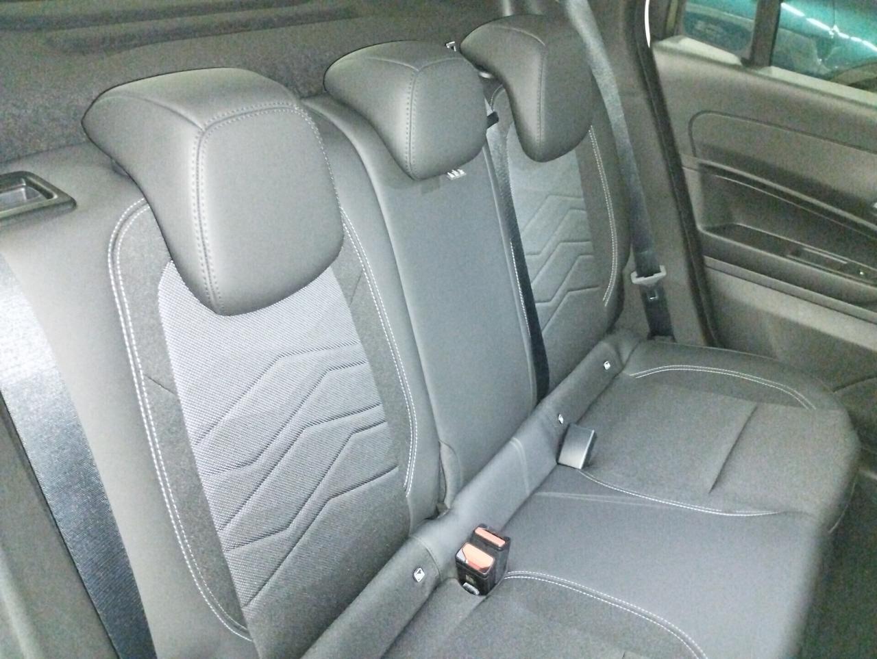 Jeep Avenger 1.2 Turbo 100 CV Summit