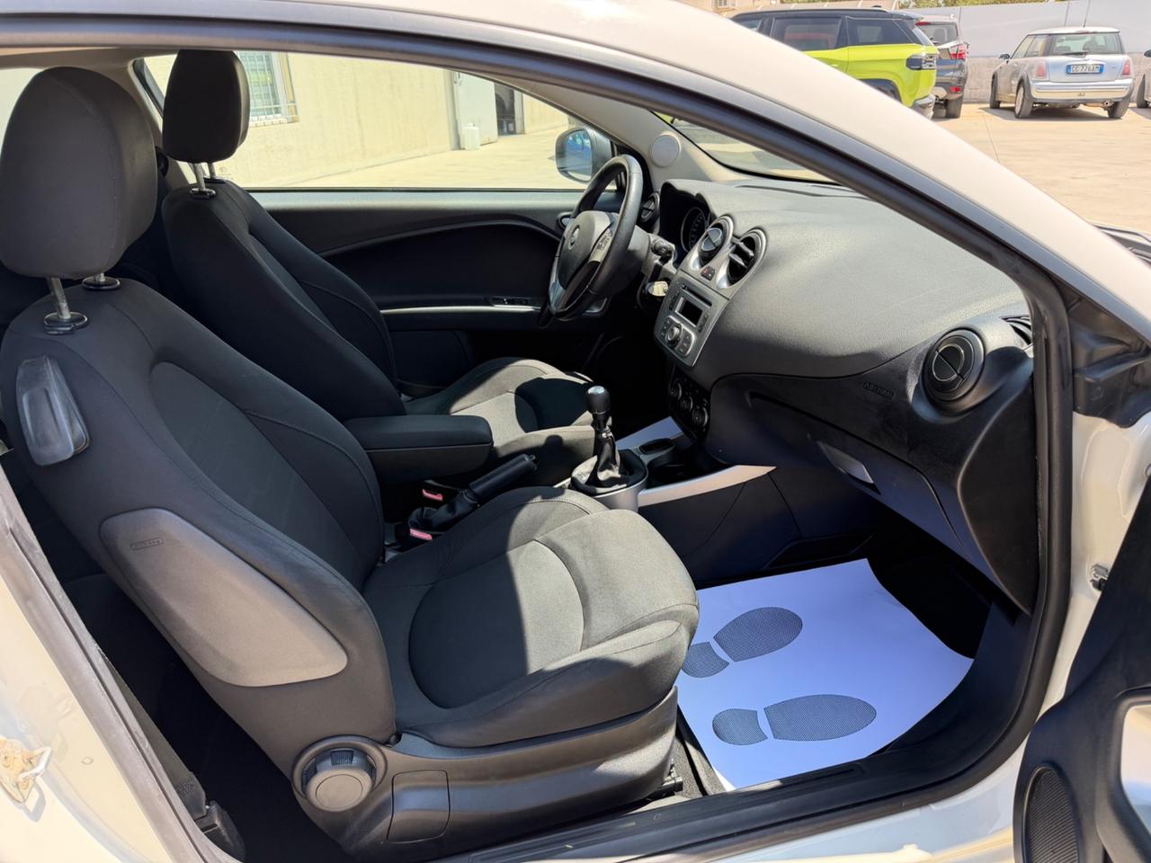 Alfa Romeo MiTo 1.4 78 CV Distinctive 2011