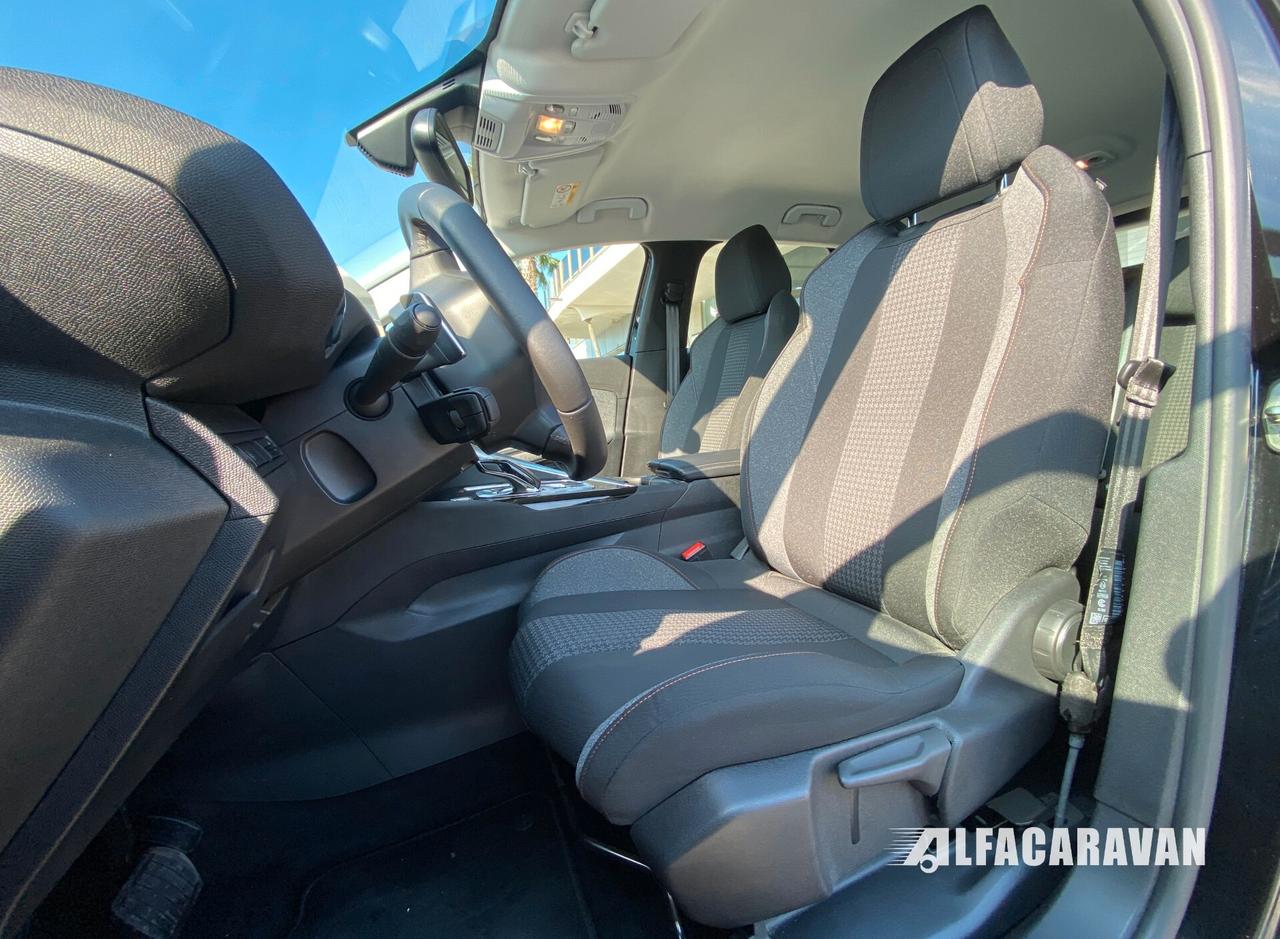Peugeot 3008 1.5 bluehdi Active Pack