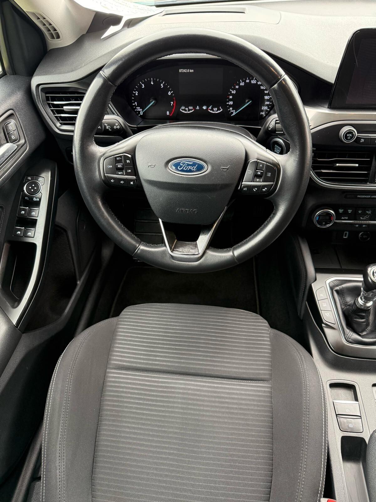 Ford Focus 1.0 EcoBoost 125 CV automatico 5p. Vignale Co-Pilot