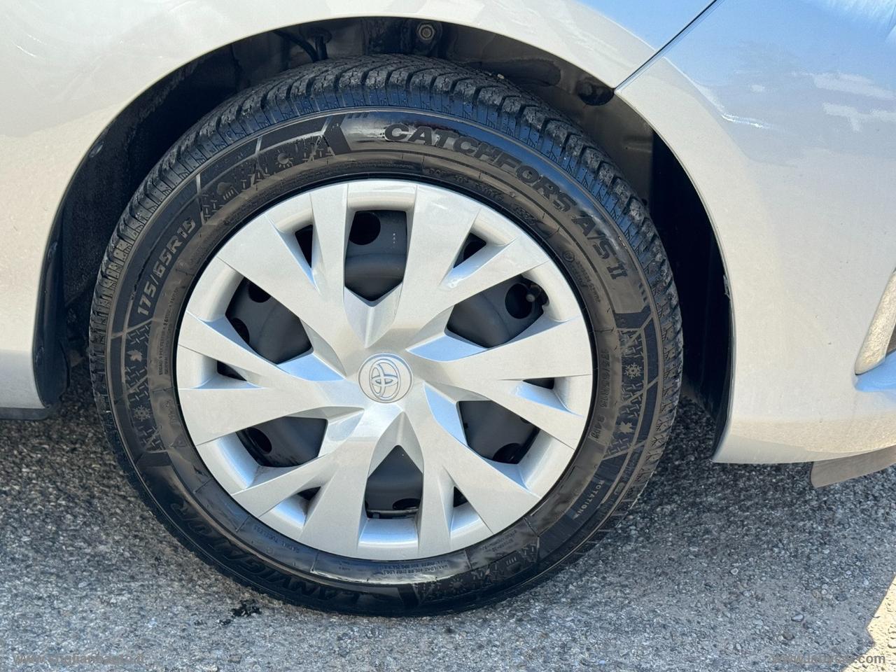 TOYOTA Yaris 1.0 72 CV 5p. Active