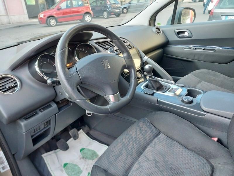 Peugeot 3008 1.6 HDi 110CV Business