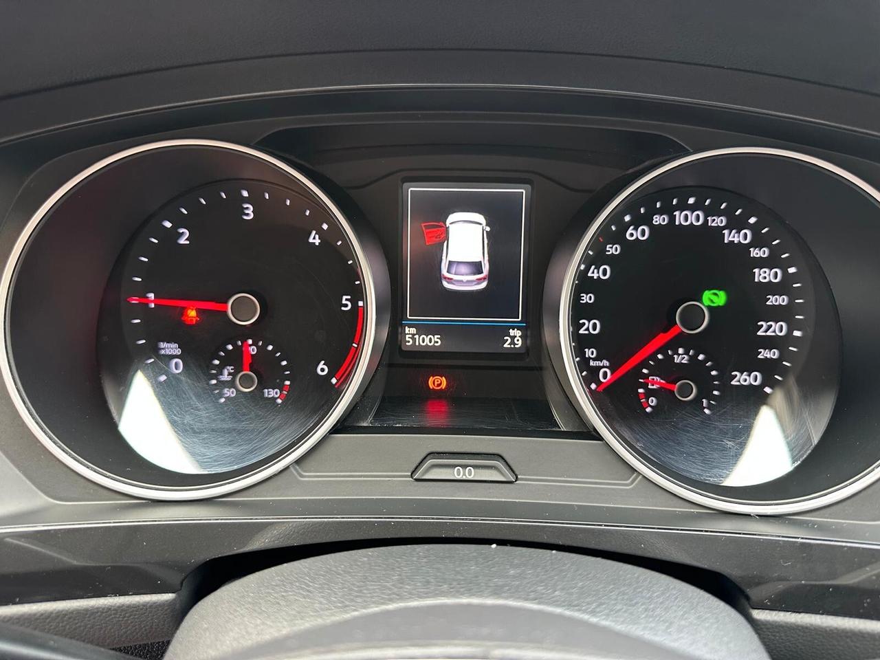 Volkswagen Tiguan 2.0 TDI SCR DSG 4MOTION Business BMT