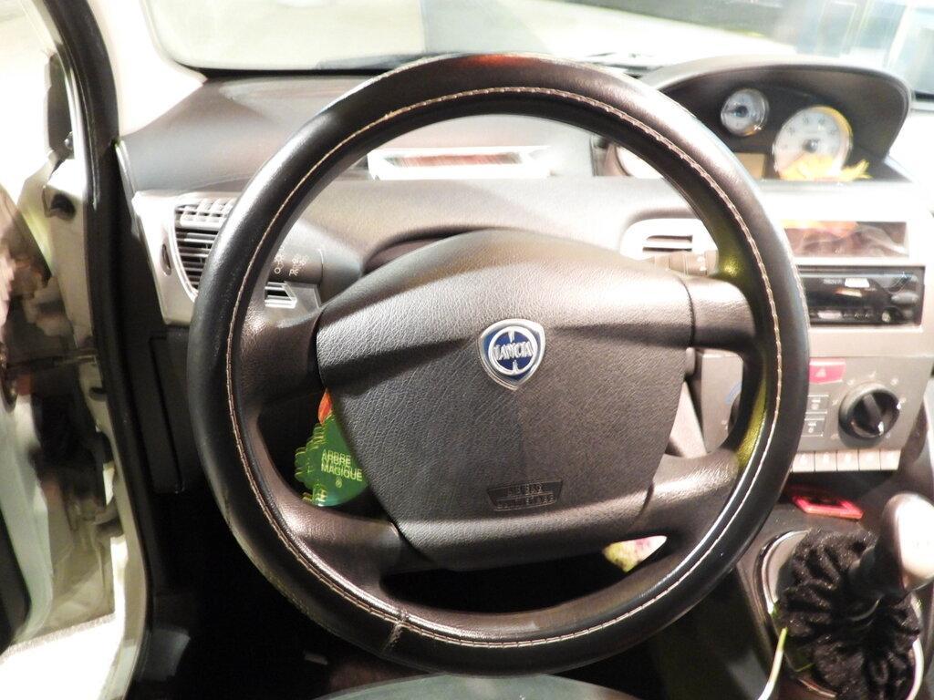 Lancia Ypsilon 3 Porte 1.2 Unyca