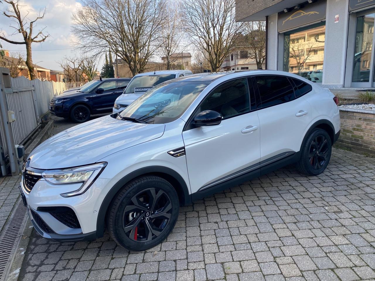 Renault Arkana Hybrid E-Tech 145 CV R.S. Line