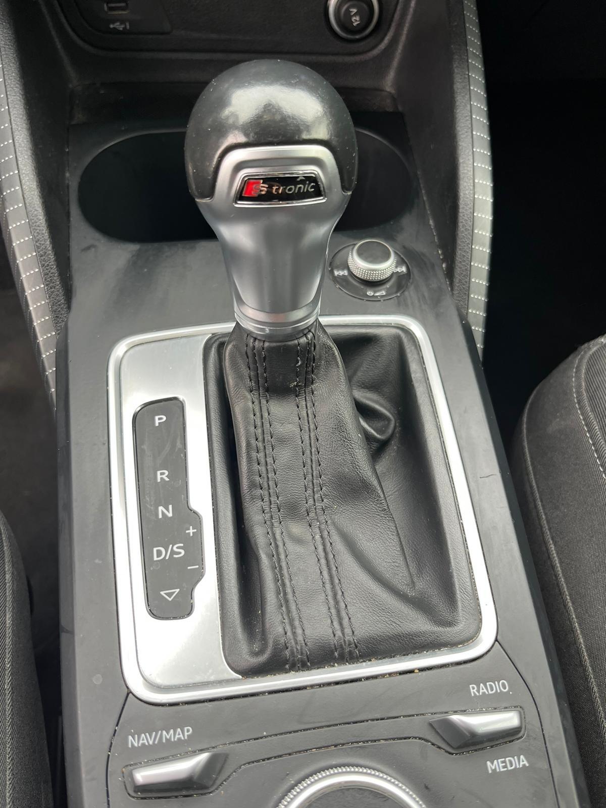 Audi Q2 30TDI S tronic Business