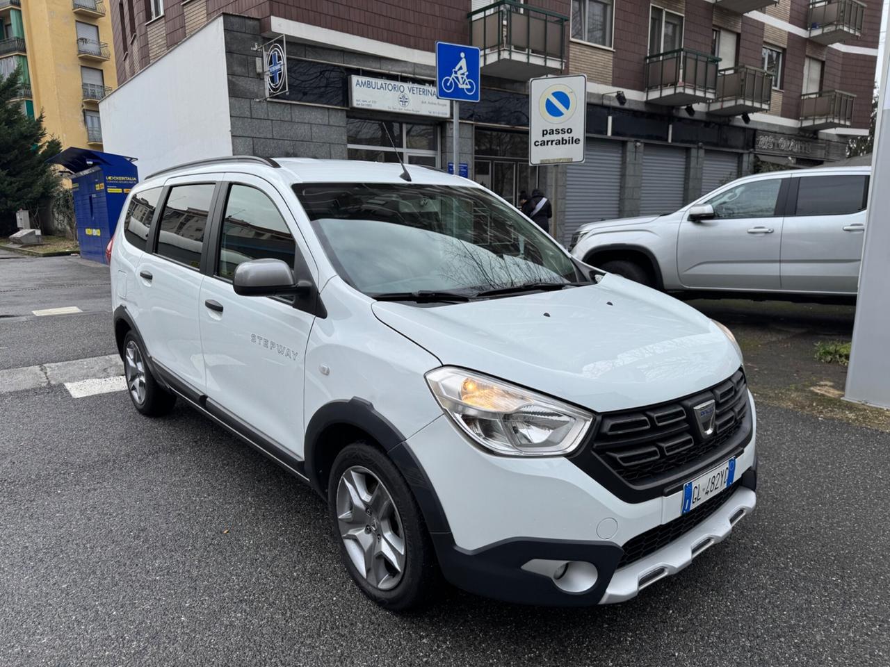 Dacia Lodgy ioni veicolo Tipo: Autoveicolo/Altro GL482YC Condividi Scheda ('12'-'22') Stepway