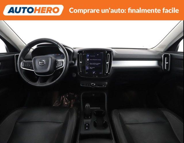 VOLVO XC40 D4 AWD Geartronic Momentum
