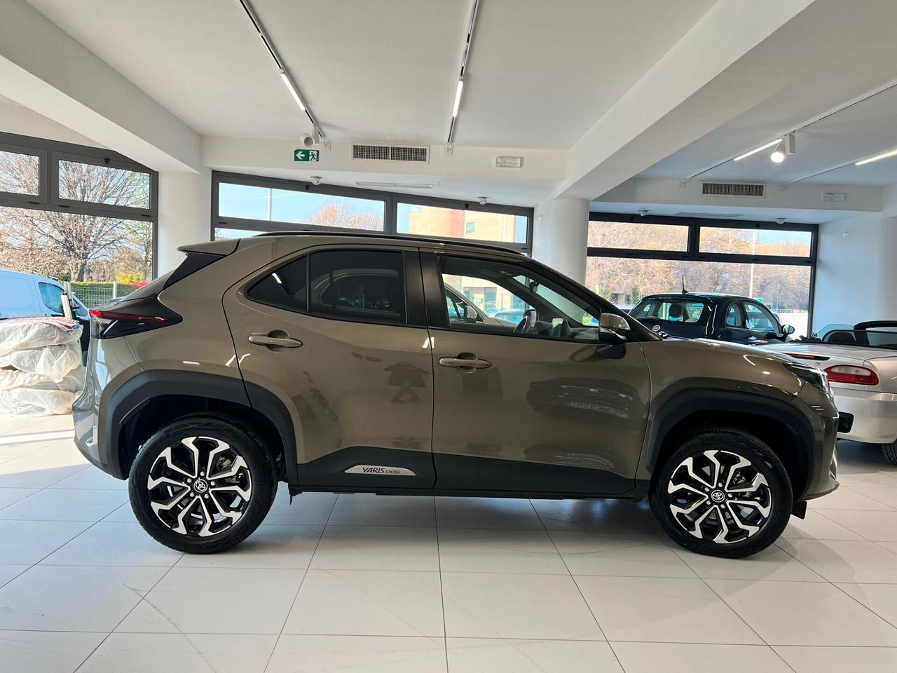 Toyota Yaris Cross 1.5 Hybrid 5p. E-CVT Trend