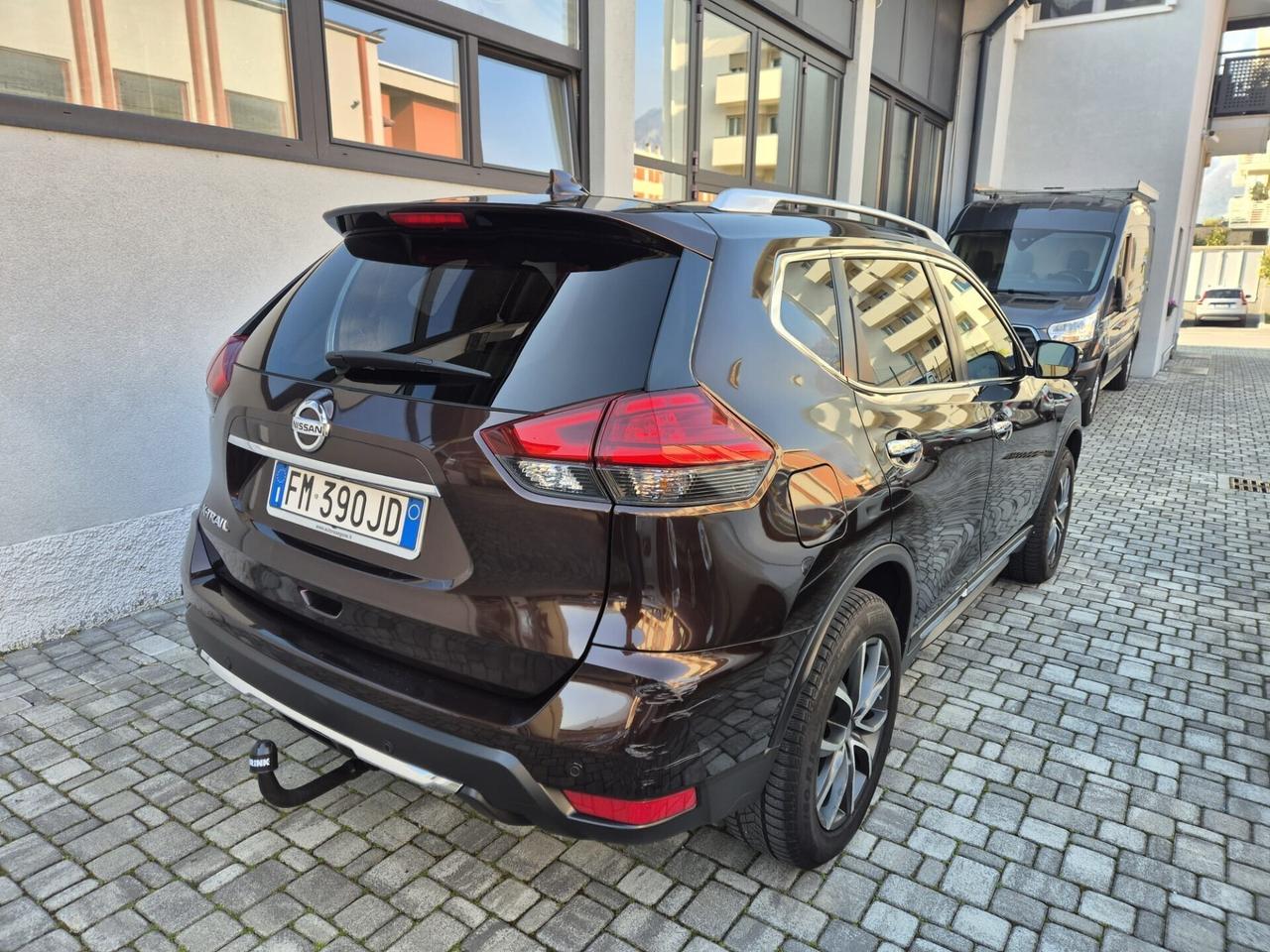 Nissan X-Trail 2.0 dCi Tekna 4wd xtronic -GANCIO T