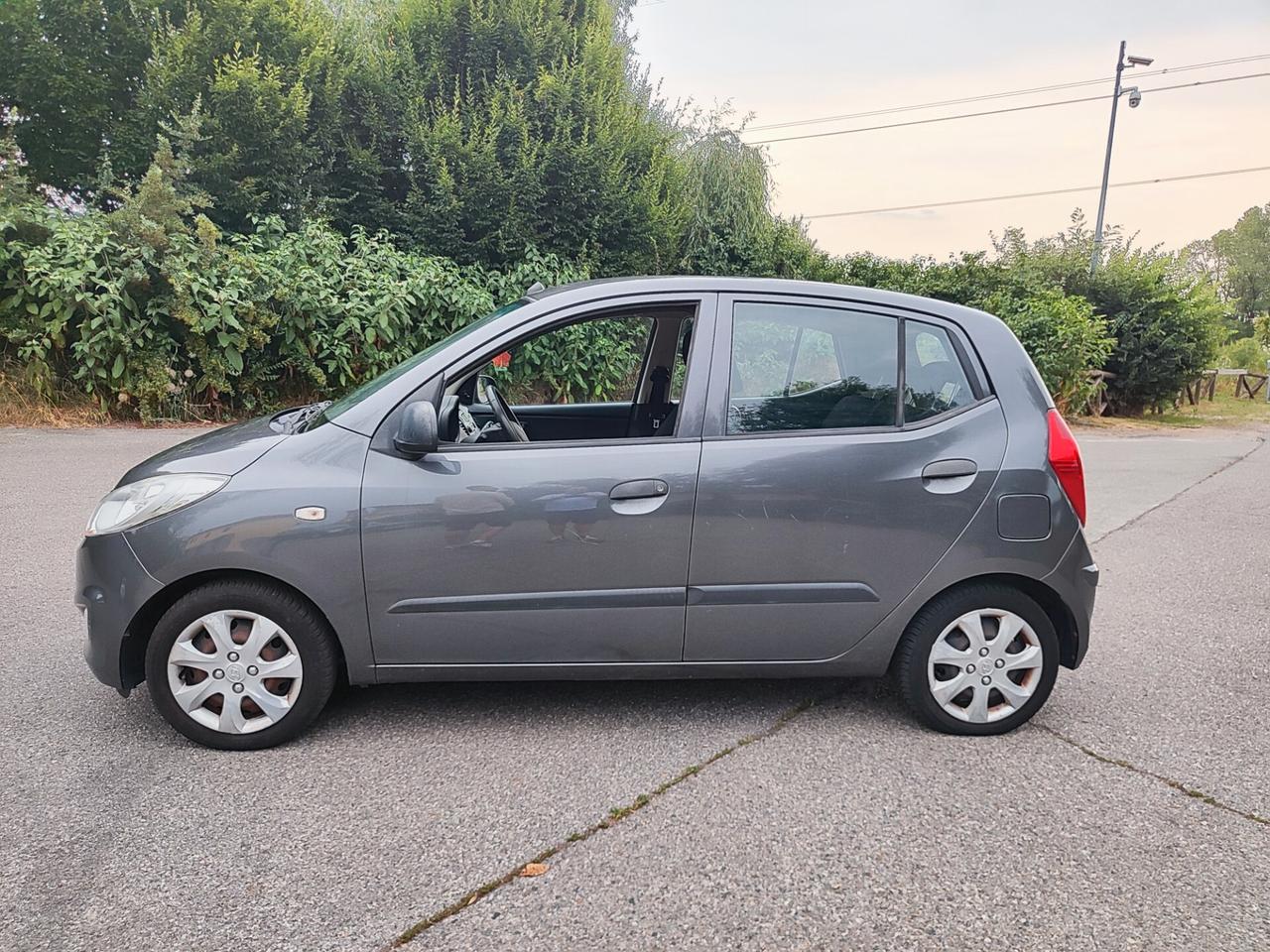 Hyundai i10 1.1 benzina 129.000 km