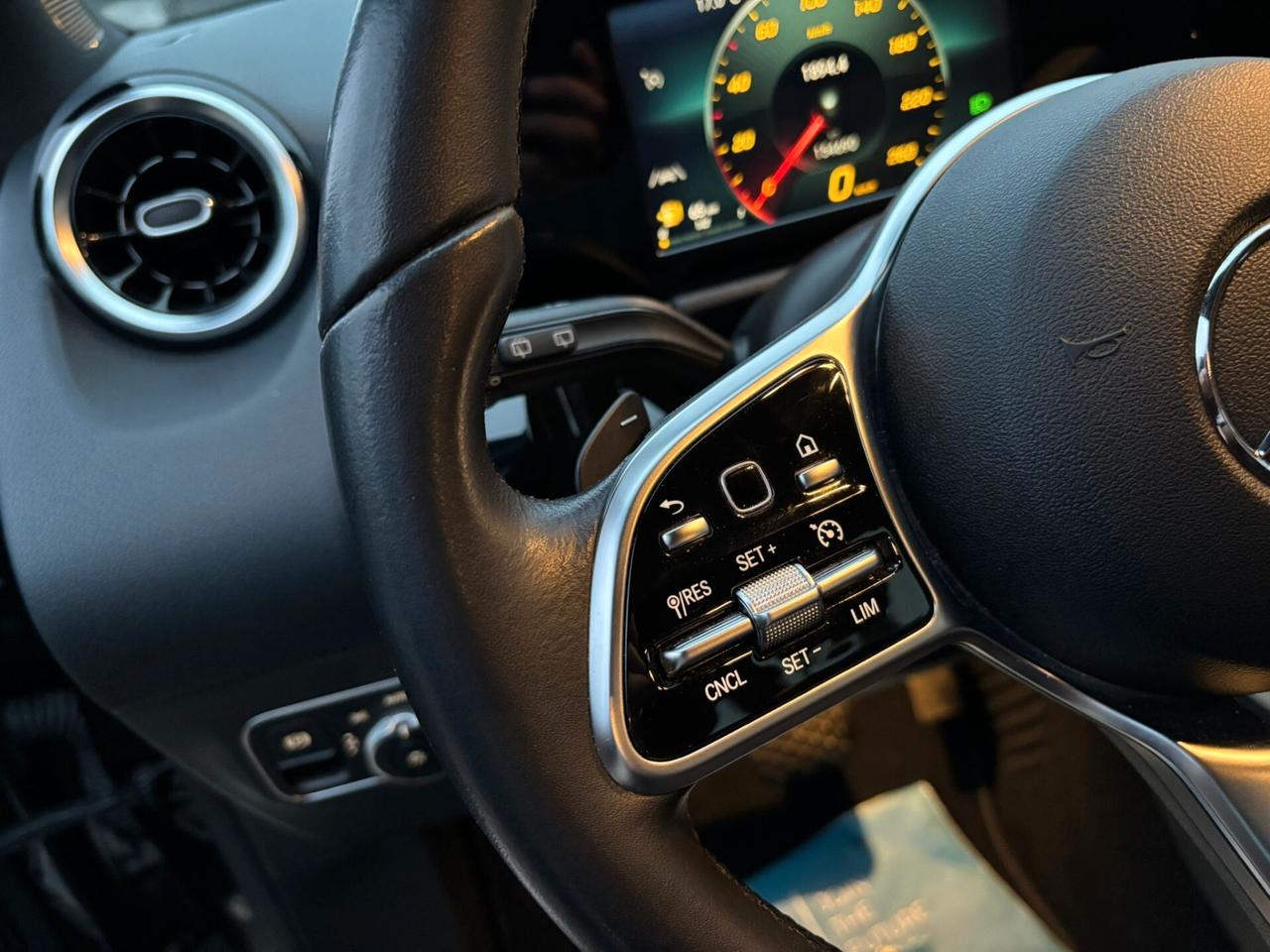 Mercedes B180d Sport LED- 2019