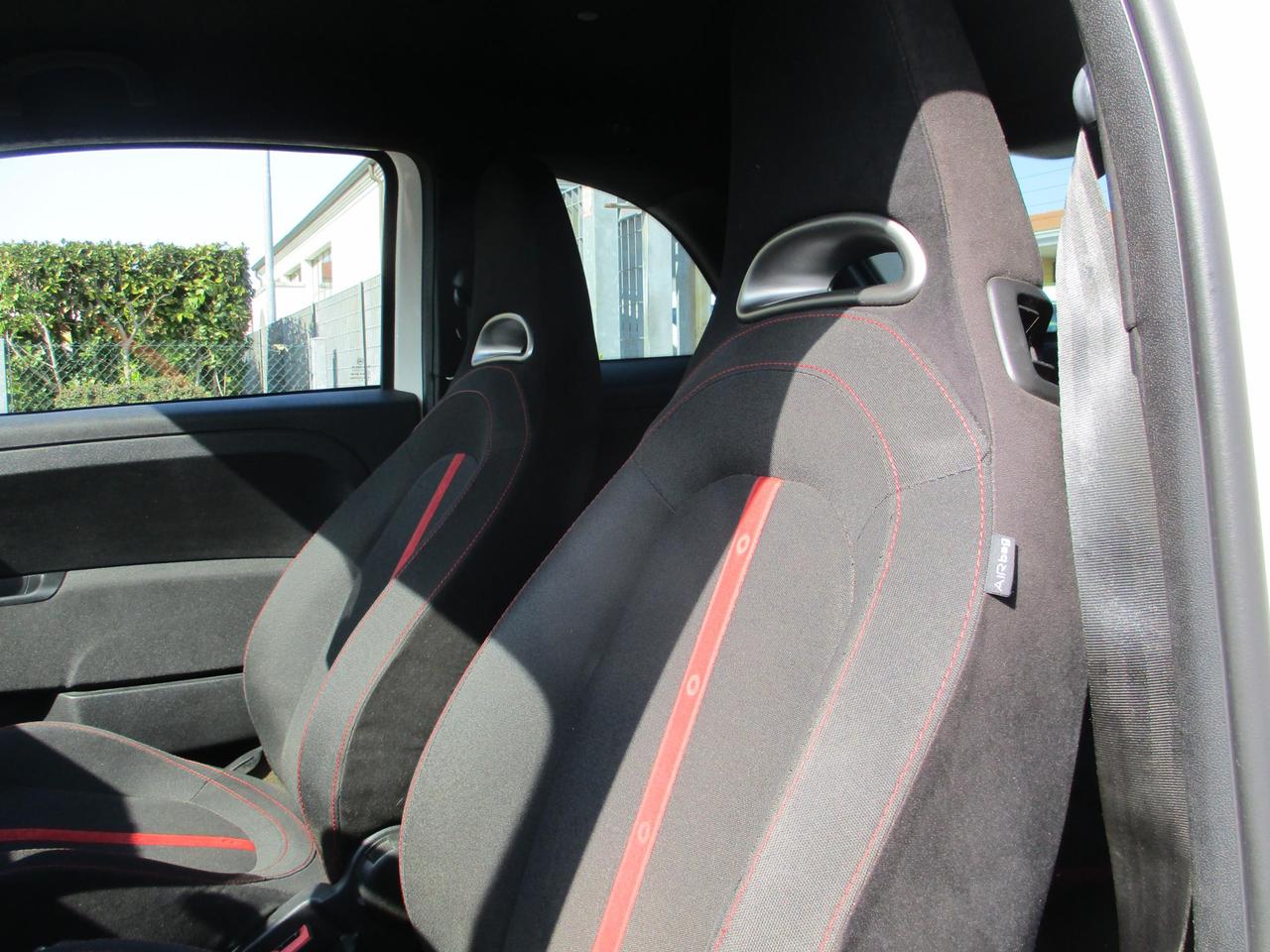 Abarth 500 1.4 16v turbo t-jet 160cv Esseesse