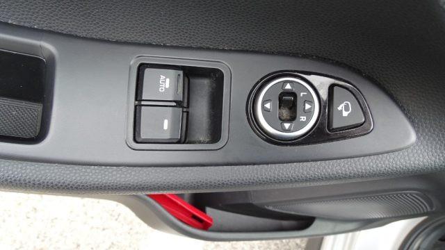 HYUNDAI i20 Coupé 1.2 84 cv, 3p, "Sport", Garanzia...