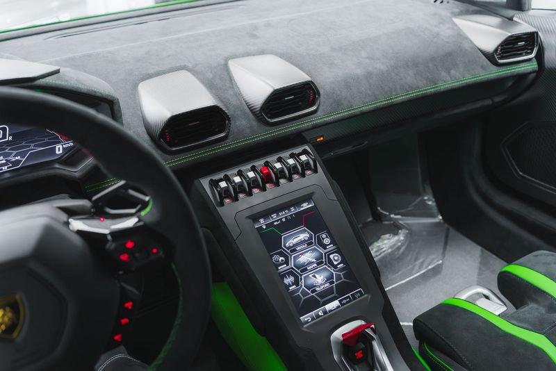 Lamborghini Huracán LAMBORGHINI HURACAN STO