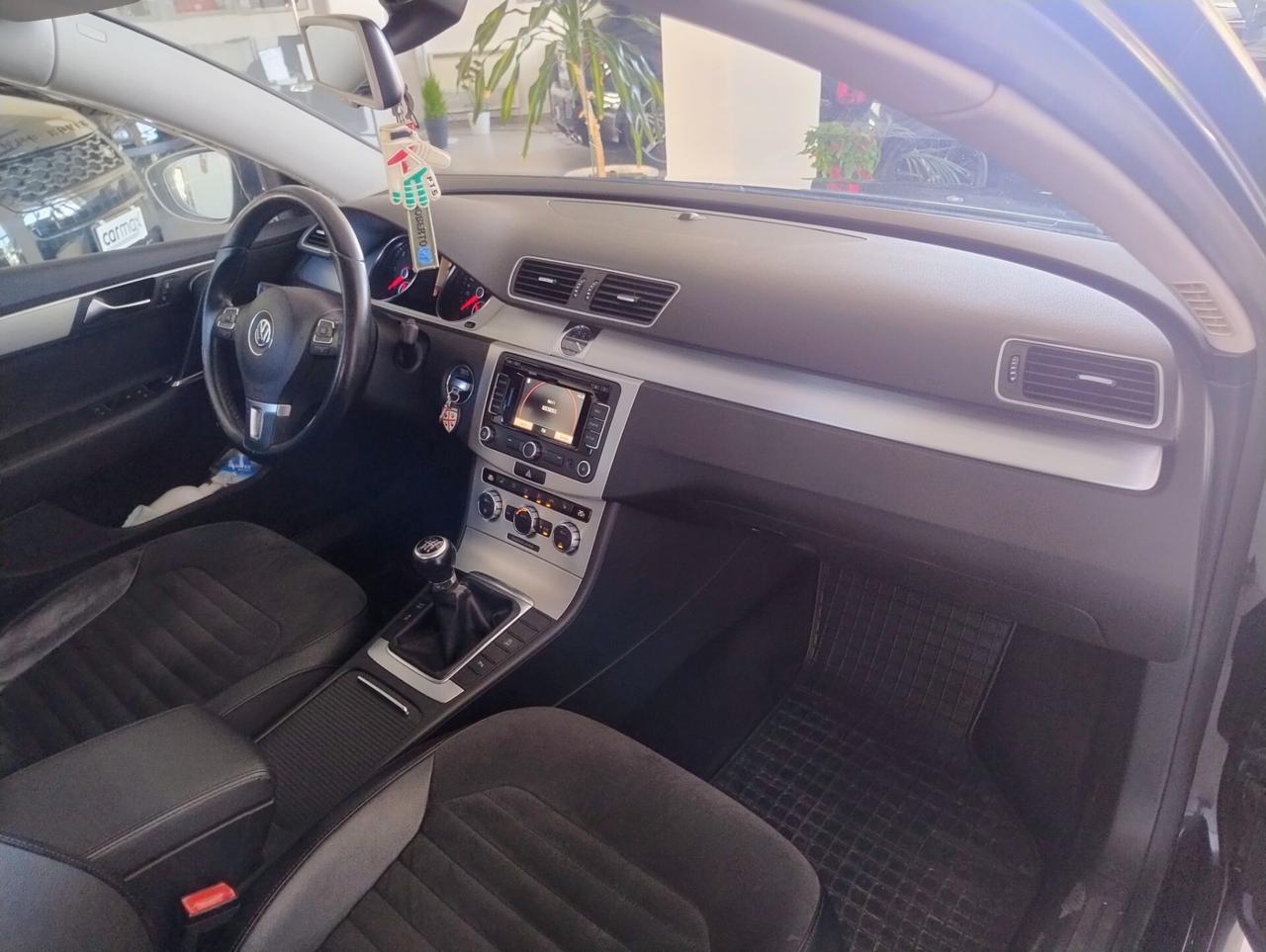 Volkswagen Passat Var. 2.0 TDI Highline BlueM.Tech.