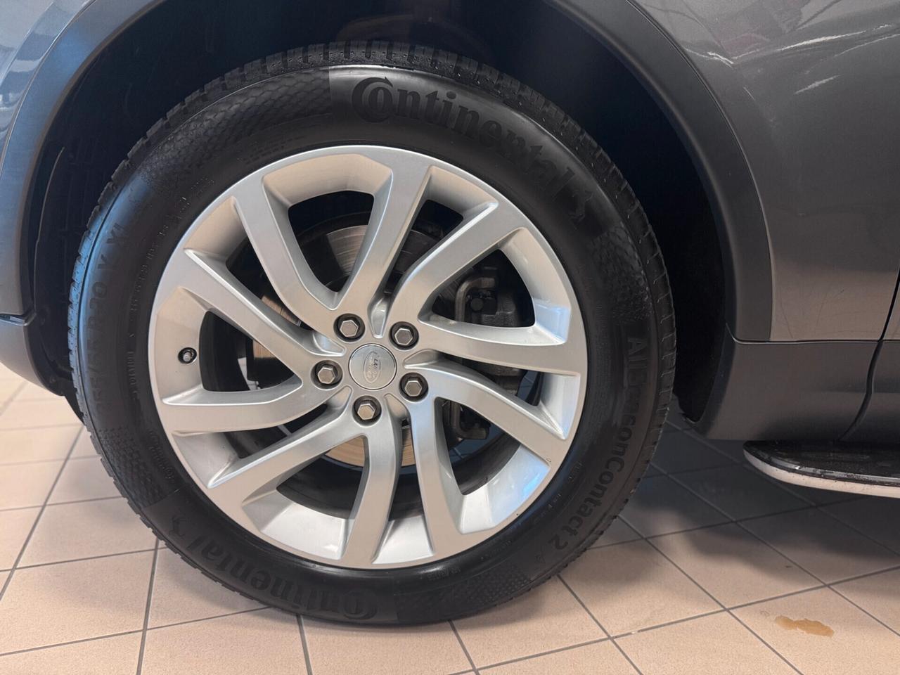 Land Rover Discovery 2.0 SD4 240 CV HSE Luxury 7 POSTI