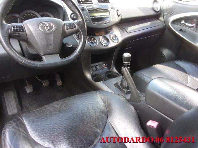TOYOTA RAV 4 MY23 RAV4 2.2 D-4D 150 CV DPF Luxury