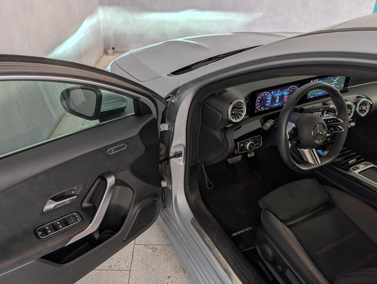 Mercedes-Benz classe a - w177 a 180 premium amg line auto 180 Automatic Premium AMG Line
