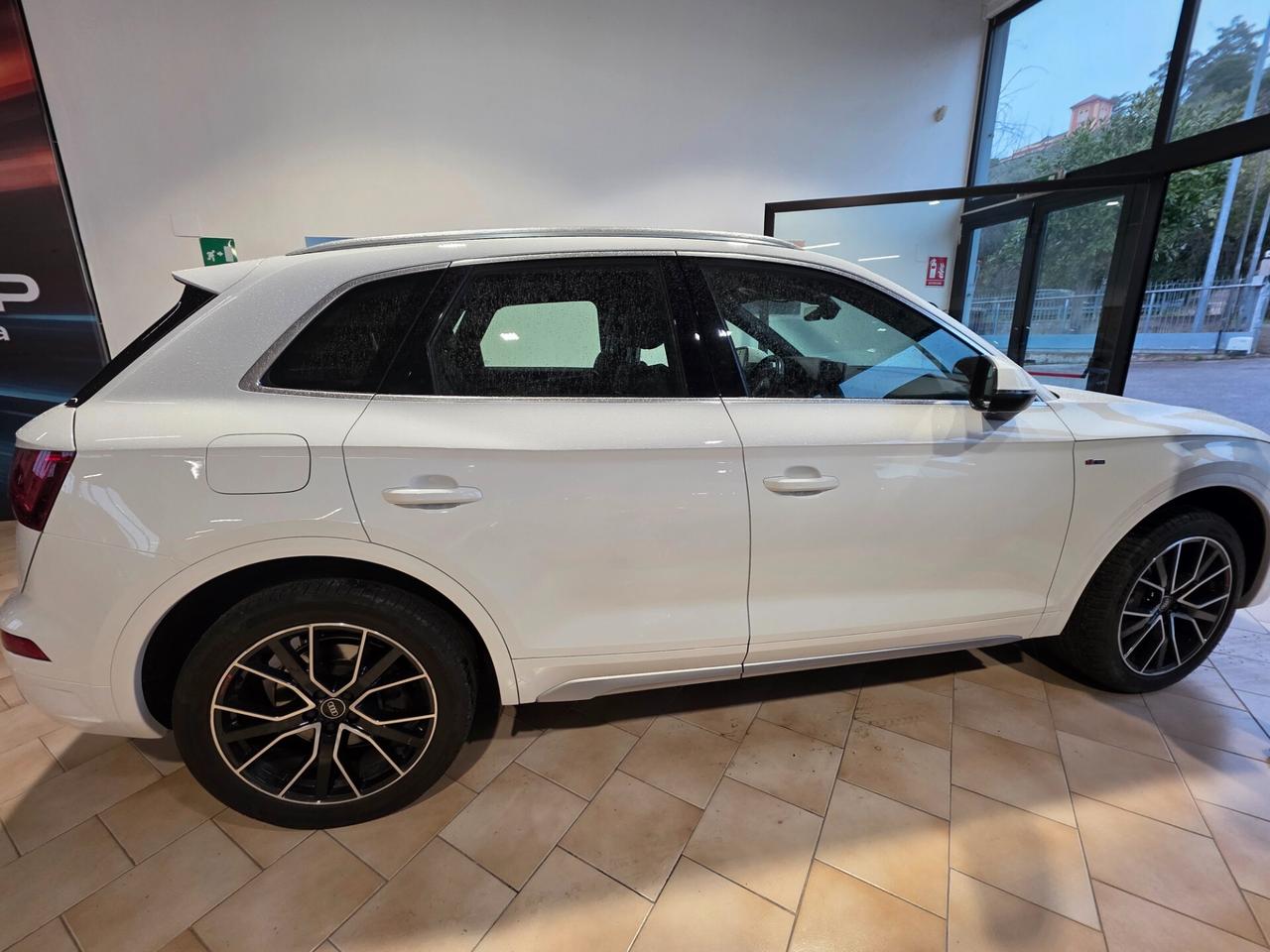 Audi Q5 40 TDI 204 CV quattro S tronic line plus