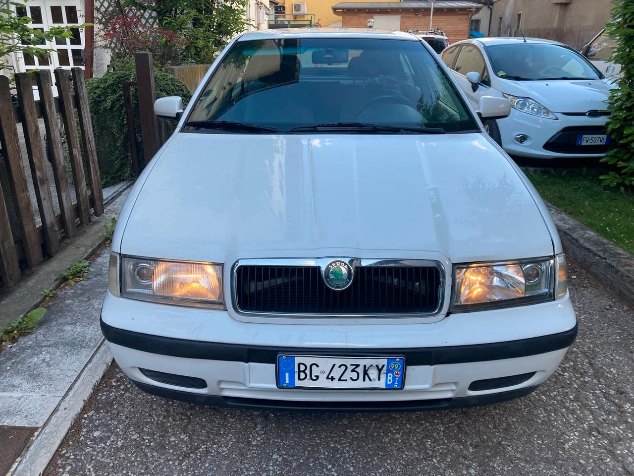 SKODA OCTAVIA 1.9 TDI 90CV BERLINA