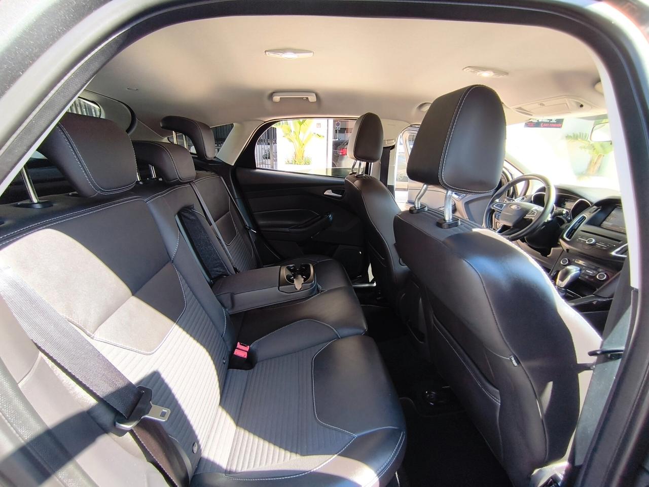 Ford Focus 1.5 TDCi 120 CV Start&Stop Powershift Titanium