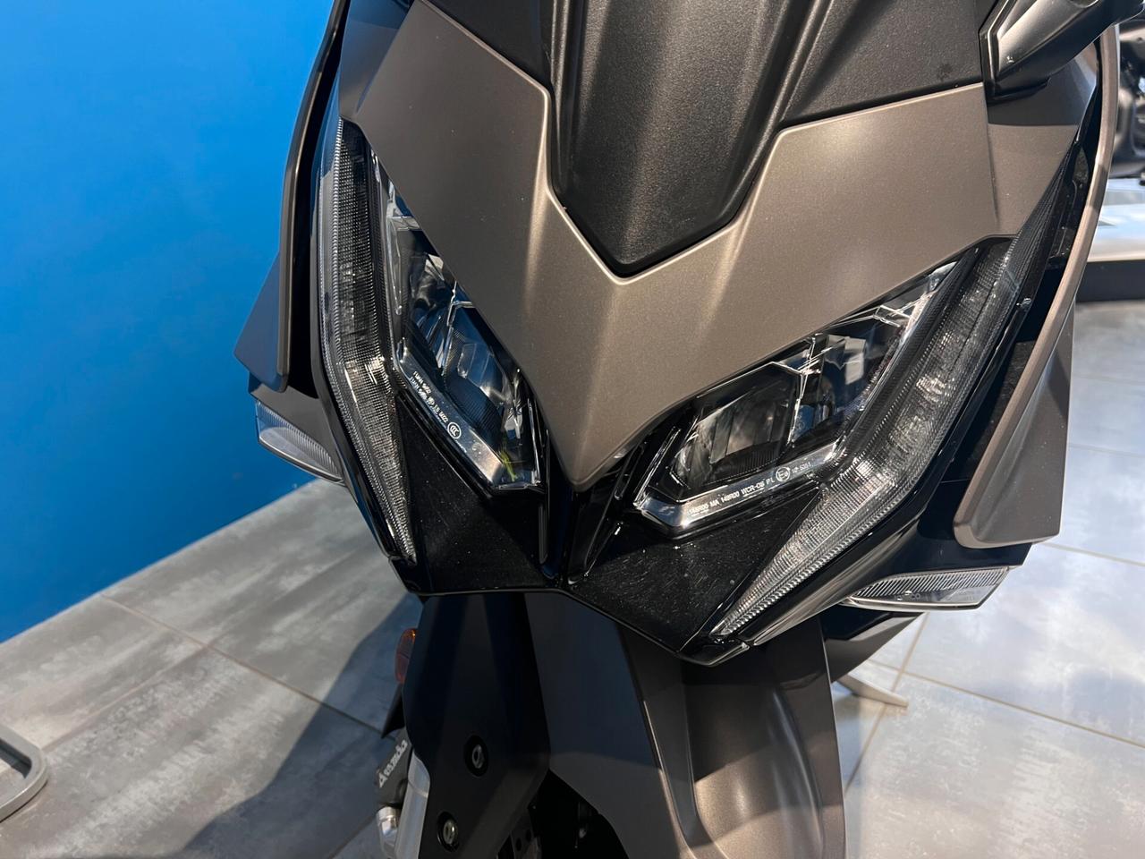 Kymco AK 550 PREMIUM - USATO