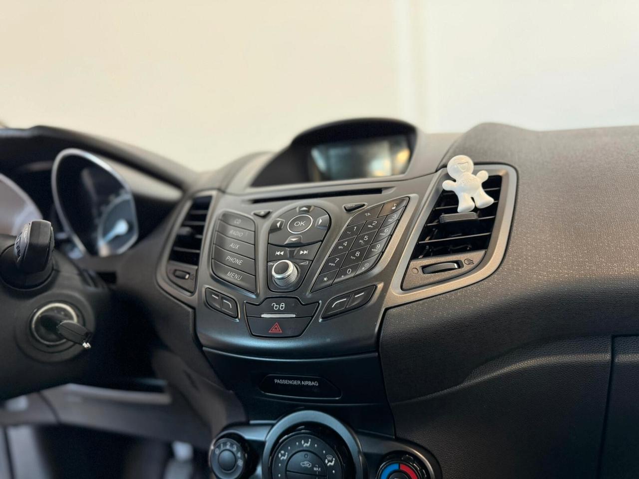 Ford Fiesta 1.0 benzina 80CV 5 porte Business