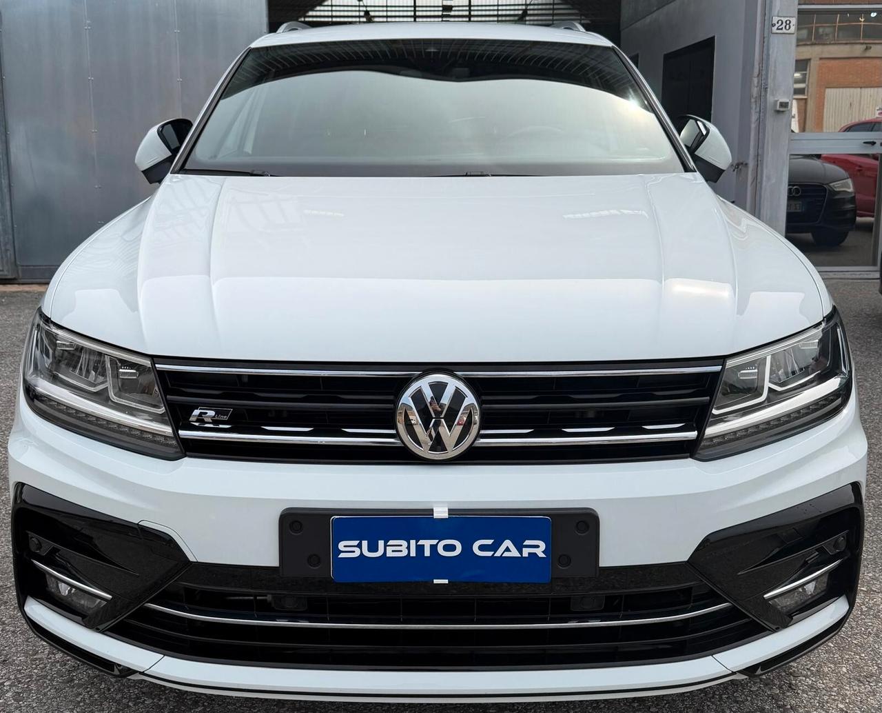 Volkswagen Tiguan 2.0 TDI SCR DSG R-LINE Pack interno ed esterno