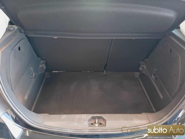 OPEL Corsa 1.2 5 porte Cosmo