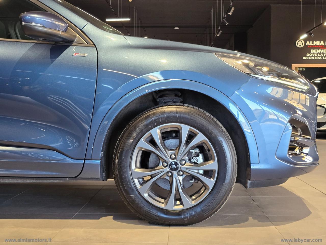 FORD Kuga 2.5 Full Hybrid 190 CVT AWD ST-Line