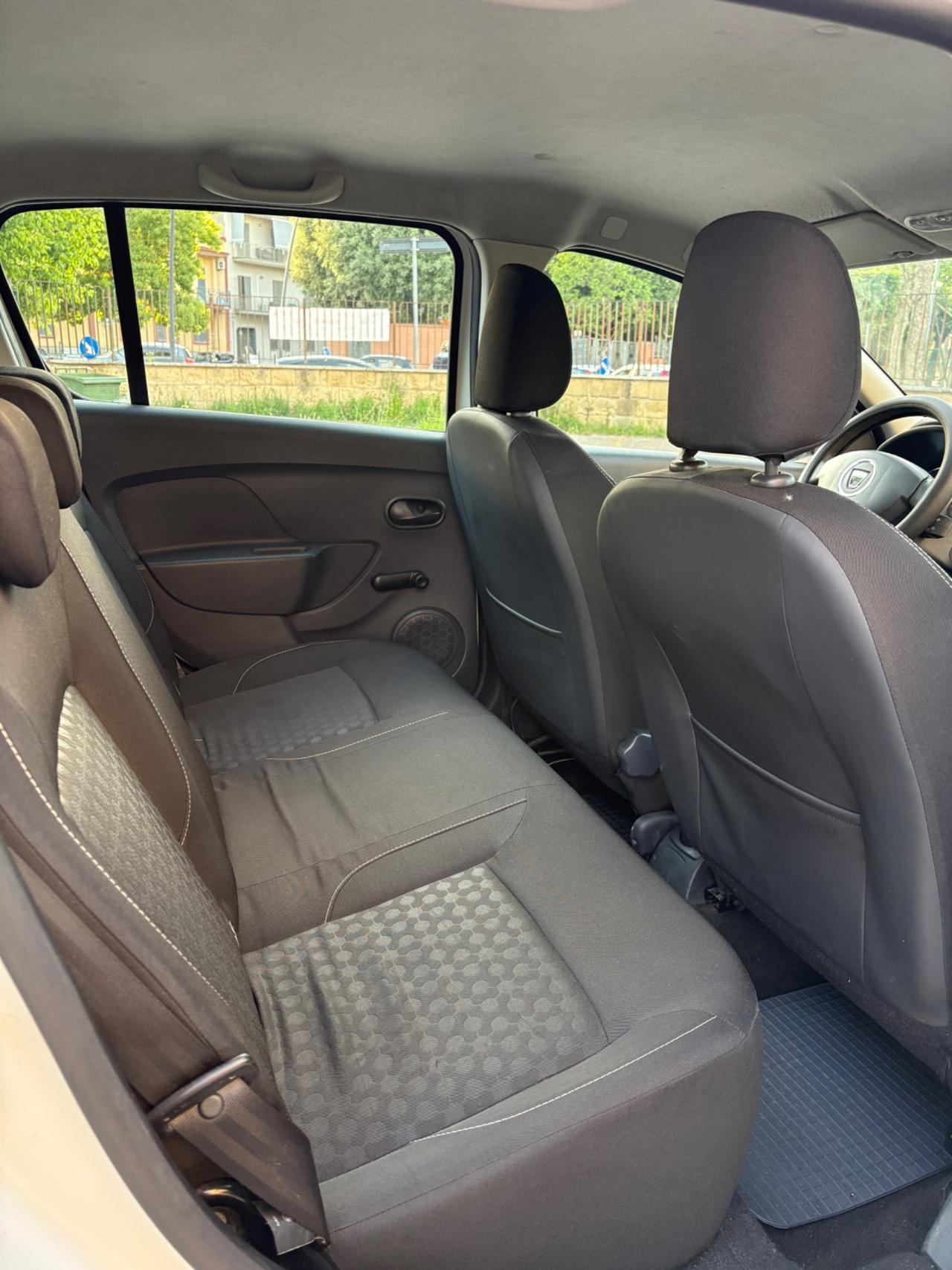 Dacia Sandero 1.2 GPL scad. 2033 navigatore