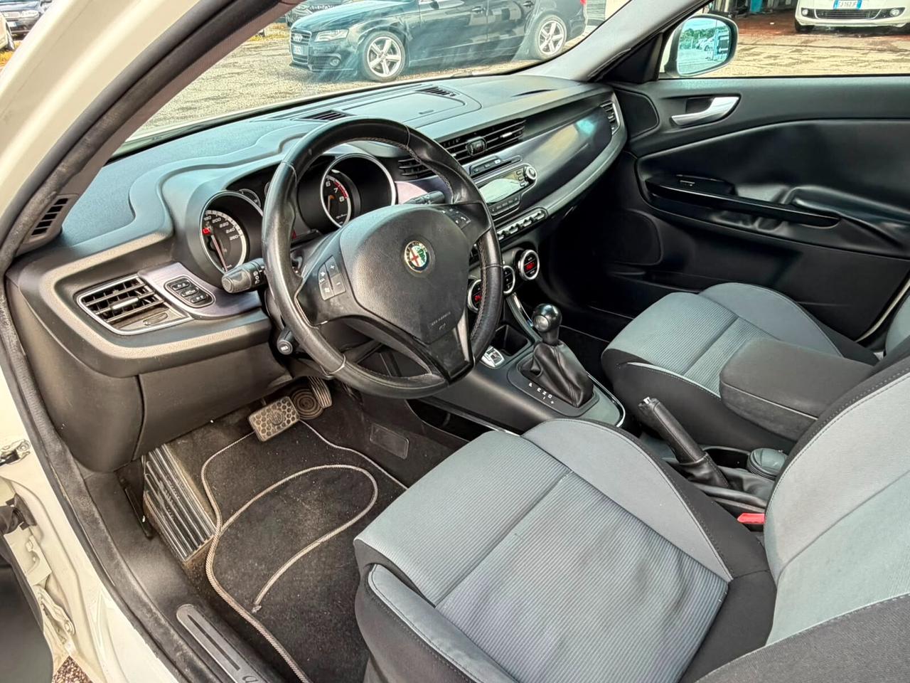 Alfa Romeo Giulietta 1.4 Turbo MultiAir TCT Distinctive