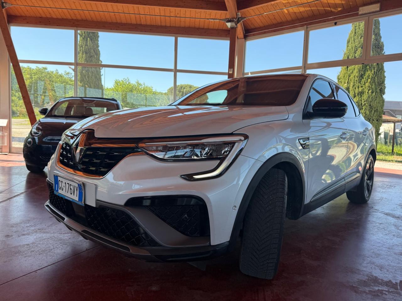 Renault Arkana Hybrid E-Tech 145 CV R.S. Line